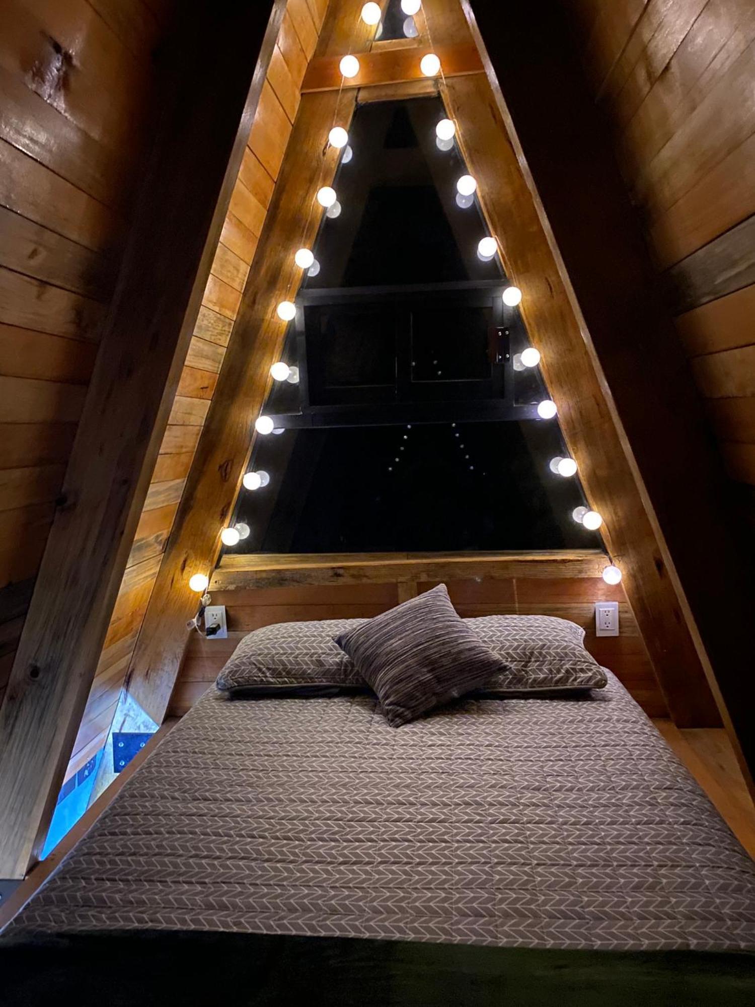 Cabanas Alpina, Romantica Y Acogedora A 10 Minutos Del Centro Тепостлан Экстерьер фото